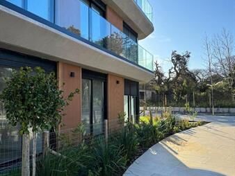 https://web5.gallito.com.uy/apartamento-de-tres-dormitorios-en-venta-en-barra-de-carras-inmuebles-27918204