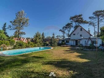 https://web5.gallito.com.uy/venta-casa-4-dorm-medanos-de-solymar-inmuebles-28106659