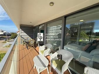 https://web5.gallito.com.uy/apartamento-con-vista-al-mar-en-la-brava-punta-inmuebles-27657218
