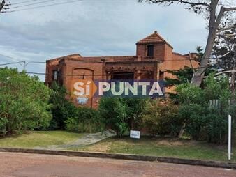 https://web5.gallito.com.uy/venta-casa-zona-rinconada-punta-ballena-inmuebles-28110104