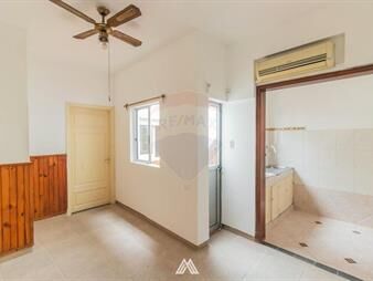 https://web5.gallito.com.uy/venta-apartamento-1-dormitorio-la-comercial-inmuebles-28110540