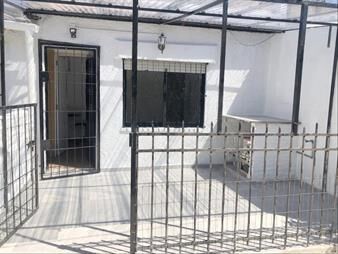 https://web5.gallito.com.uy/apto-casa-en-venta-1-dormitorio-y-patio-compra-con-uss-80-inmuebles-28120763