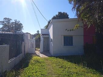 https://web5.gallito.com.uy/casa-en-alquiler-a-una-cuadra-de-av-garzon-inmuebles-27972266