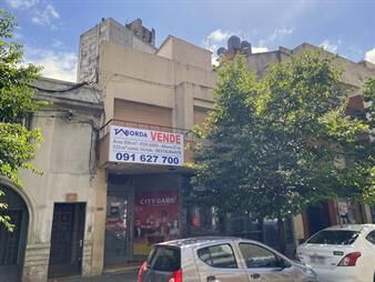 https://web5.gallito.com.uy/edificio-ex-hotel-en-cordon-proximo-a-tres-cruces-inmuebles-27642471