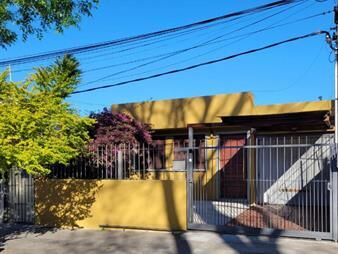 https://web5.gallito.com.uy/alquiler-de-casa-3-dormitorios-2-cocheras-en-la-blanquead-inmuebles-28130643