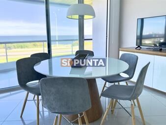 https://www.gallito.com.uy/apartamento-de-3-dormitorios-en-playa-mansa-en-inmuebles-27608377
