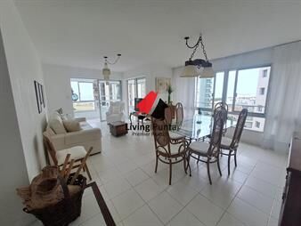 https://web5.gallito.com.uy/apartamento-en-brava-punta-del-este-con-vista-y-inmuebles-27771408