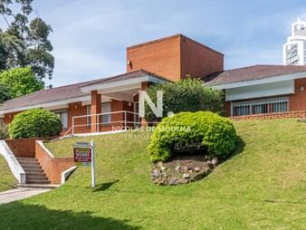 https://web5.gallito.com.uy/vendemos-espectacular-casa-de-4-dormitorios-en-inmuebles-28059054