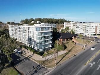 https://web5.gallito.com.uy/departamento-con-vista-al-rio-colonia-inmuebles-27155673
