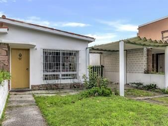 https://web5.gallito.com.uy/se-vende-casa-de-3-dormitorios-en-piriapolis-inmuebles-27731202