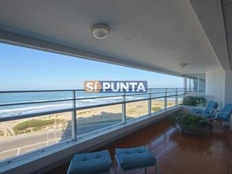 https://web5.gallito.com.uy/apartamento-3-dormitorios-en-alquiler-playa-brava-inmuebles-27610542