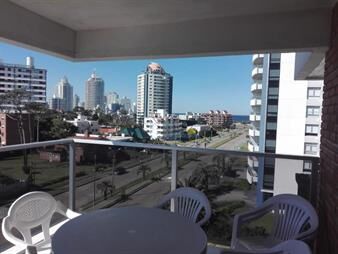 https://web5.gallito.com.uy/apartamento-en-venta-de-2-dormitorios-y-medio-en-inmuebles-27739278