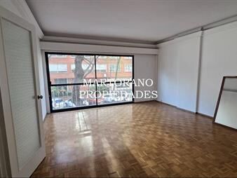 https://web5.gallito.com.uy/a-pasos-de-la-rambla-3-dormitorios-y-servicio-al-frente-con-inmuebles-28064052