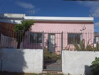 https://web5.gallito.com.uy/alquiler-casa-1-dormitorio-con-cochera-cerrito-inmuebles-28140010
