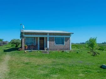 https://web5.gallito.com.uy/venta-de-campo-3-ha-con-casa-en-sauce-inmuebles-28152992