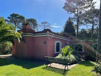 https://web5.gallito.com.uy/casa-en-solanas-punta-ballena-inmuebles-28153243