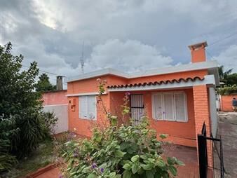 https://web5.gallito.com.uy/casa-3-dormitorios-apartamento-al-fondo-maldonado-inmuebles-27914039
