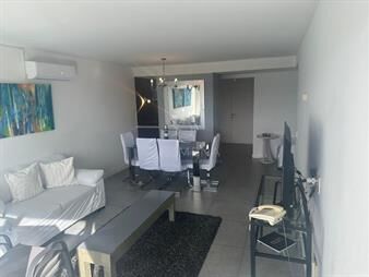 https://web5.gallito.com.uy/vendo-apto-en-torre-yoo-de-1-12-dormitorio-inmuebles-28076968