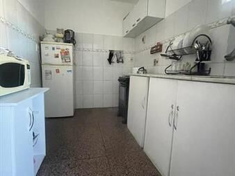 https://www.gallito.com.uy/casa-y-apto-con-garage-y-cochera-para-actulizar-con-o-sin-inmuebles-28153130