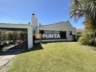 https://www.gallito.com.uy/casa-de-3-dormitorios-en-alquiler-temporada-inmuebles-27608992