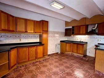 https://web5.gallito.com.uy/venta-apartamento-dos-dormitorios-en-ciudad-vieja-inmuebles-28166774