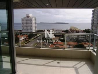 https://web5.gallito.com.uy/apartamento-en-venta-de-2-dormitorios-en-punta-inmuebles-25035781