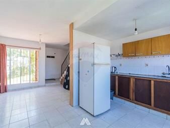 https://web5.gallito.com.uy/venta-duplex-de-2-dormitorios-con-patio-en-pando-inmuebles-28185323