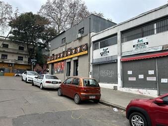https://web5.gallito.com.uy/alquiler-local-comercial-zona-mayorista-libres-y-arenal-gr-inmuebles-28188480