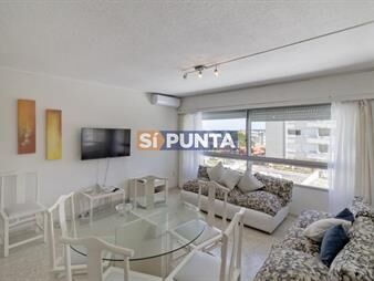 https://www.gallito.com.uy/amplio-departamento-de-3-dormitorios-en-peninsula-inmuebles-27609894