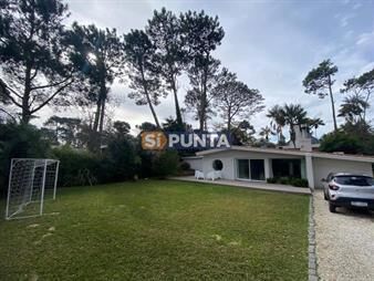 https://www.gallito.com.uy/casa-en-punta-del-este-mansa-inmuebles-28195266