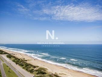 https://web5.gallito.com.uy/departamento-frente-al-mar-en-venta-piso-alto-3-inmuebles-25776811