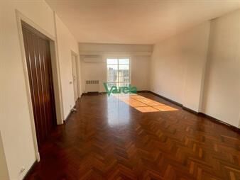 https://web5.gallito.com.uy/apartamento-alquiler-cordon-sobre-18-de-julio-3-y-inmuebles-28213396