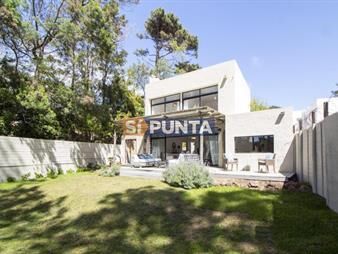 https://www.gallito.com.uy/casa-en-alquiler-verano-montoya-inmuebles-27793351