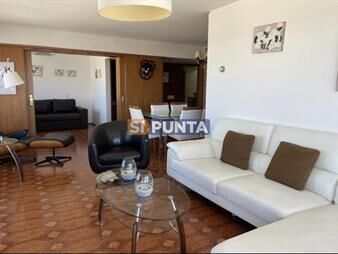 https://www.gallito.com.uy/apartamento-en-alquiler-anual-zona-de-peninsula-inmuebles-27610025