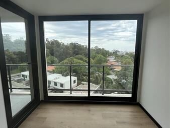 https://web5.gallito.com.uy/alquiler-a-estrenar-excelente-punto-de-barra-de-carrasco-inmuebles-28160312