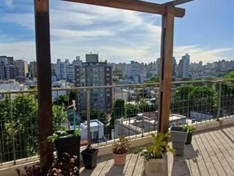 https://web5.gallito.com.uy/apartamento-en-venta-2-dormitorios-2-baños-y-inmuebles-24541955