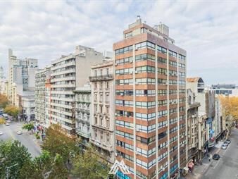 https://www.gallito.com.uy/venta-oficina-amplia-y-luminosa-en-el-centro-inmuebles-28221311