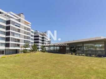 https://web5.gallito.com.uy/en-venta-apartamento-en-brava-punta-del-este-de-3-inmuebles-25145722