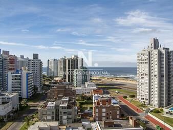 https://web5.gallito.com.uy/apartamento-en-venta-en-torre-onix-moderno-con-1-inmuebles-23789337