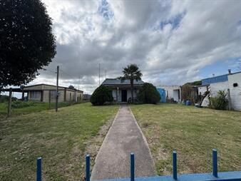 https://web5.gallito.com.uy/vendo-casa-3-dormitorios-y-terreno-joaquin-suarez-inmuebles-28225856
