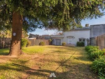 https://web5.gallito.com.uy/venta-importante-casa-con-gran-terreno-en-prado-inmuebles-28230002