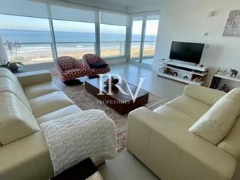 https://web5.gallito.com.uy/apartamento-en-venta-en-rambla-de-playa-brava-y-inmuebles-28237357