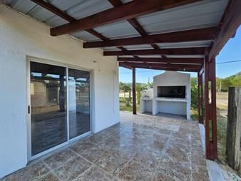 https://web5.gallito.com.uy/casa-en-venta-2-dormitorios-rocha-la-paloma-inmuebles-27941739