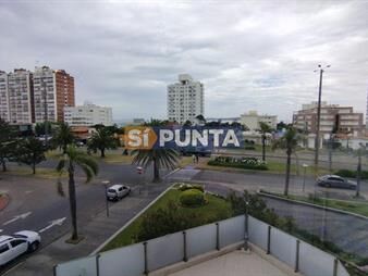 https://www.gallito.com.uy/apartamento-en-alquiler-mansa-punta-del-este-3-inmuebles-27610344