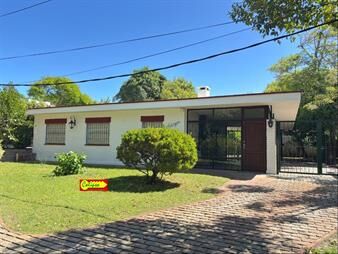 https://www.gallito.com.uy/alquiler-casa-atlantida-4-dormitorios-2-baños-parrillero-inmuebles-28248700