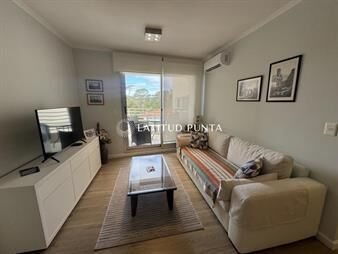 https://web5.gallito.com.uy/apartamento-en-bv-gourmet-2-dormitorios-y-inmuebles-28249257