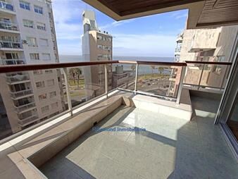 https://web5.gallito.com.uy/apto-en-alquiler-terraza-2-dor-3-baños-coc-def-gje-inmuebles-28253803