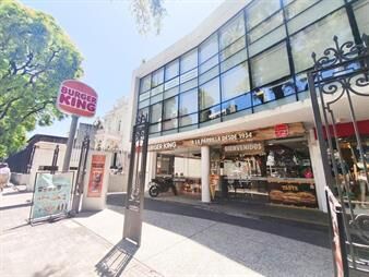 https://www.gallito.com.uy/local-comercial-en-venta-con-renta-bvar-artigas-frente-a-inmuebles-28264102