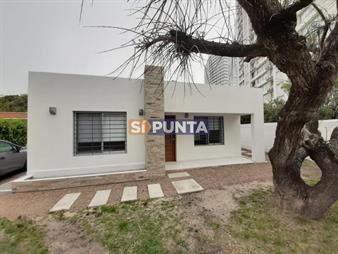 https://www.gallito.com.uy/casa-en-alquiler-verano-2-dormitorios-playa-inmuebles-27610053
