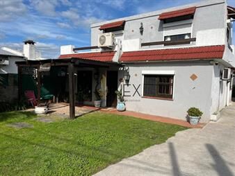 https://www.gallito.com.uy/oportunidad-de-compra-de-excelente-casa-de-cuatro-inmuebles-27307078